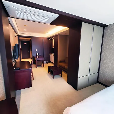 W Residence Hotel Centum City