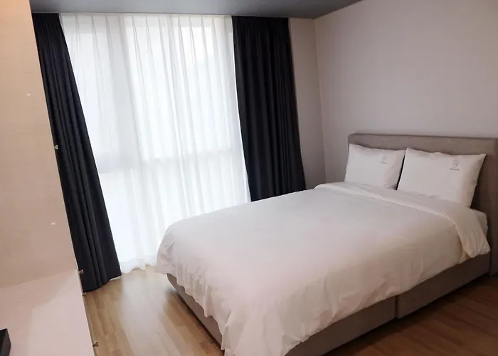 W Centum 4*