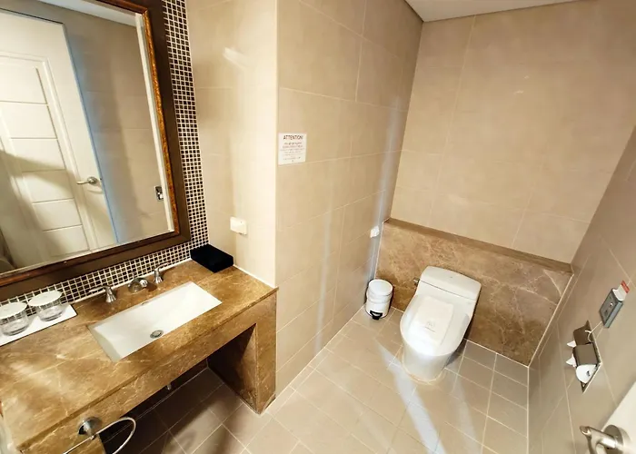 W Centum 4*