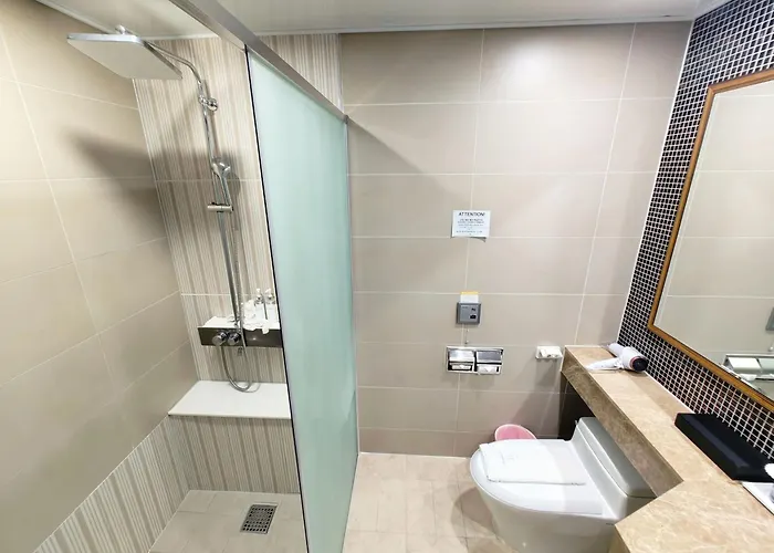 W Centum 4*